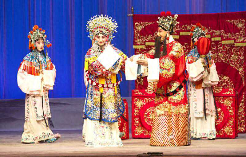 《百年巨匠》京剧篇演唱会在梅兰芳大剧院上演