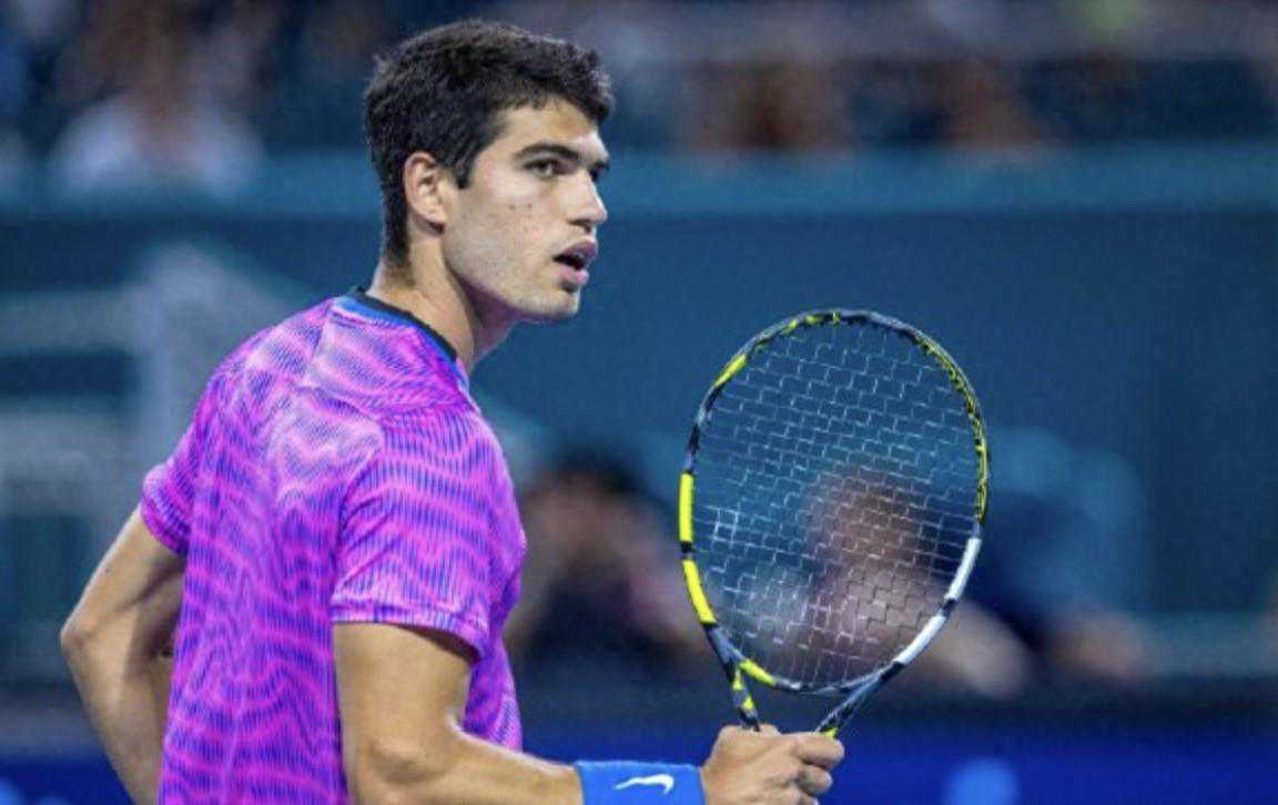 ATP迈阿密大师赛：阿尔卡拉斯两盘轻取穆塞蒂，挺进八强