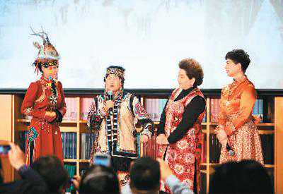 民歌讲唱会传承民族文化