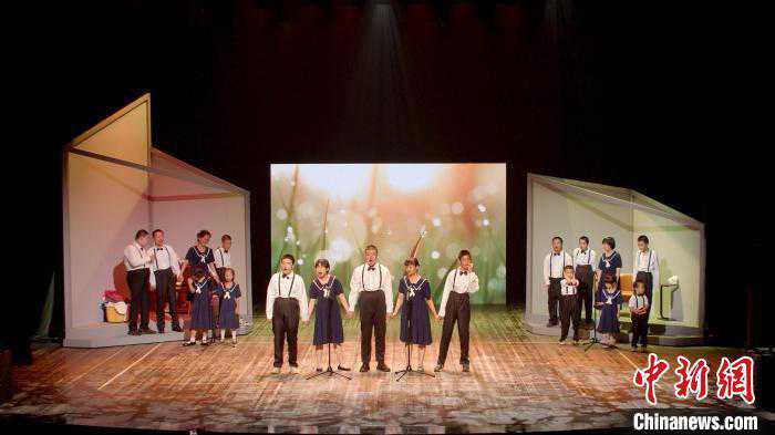 中国首部孤独症儿童公益舞台剧《交响》推出  助力特殊儿童成长