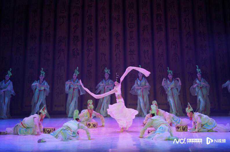 2023龙华舞剧季—大型民族舞剧《李白》《孔子》演出成功