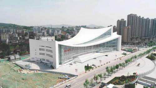 安康汉江大剧院今日首演，《绿野仙踪》《丑小鸭》...门票开售