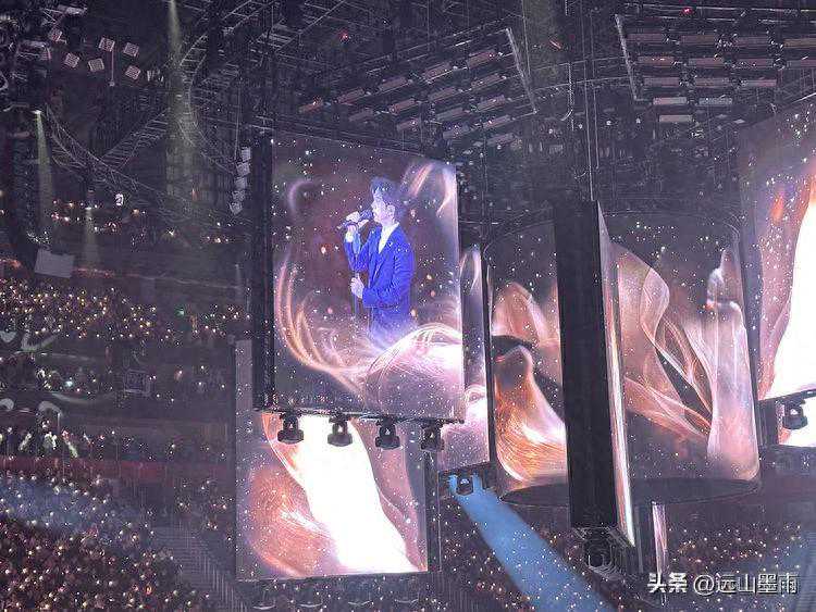 跟着李健演唱会去旅行，我们在重庆的又一次遇见，美好依然