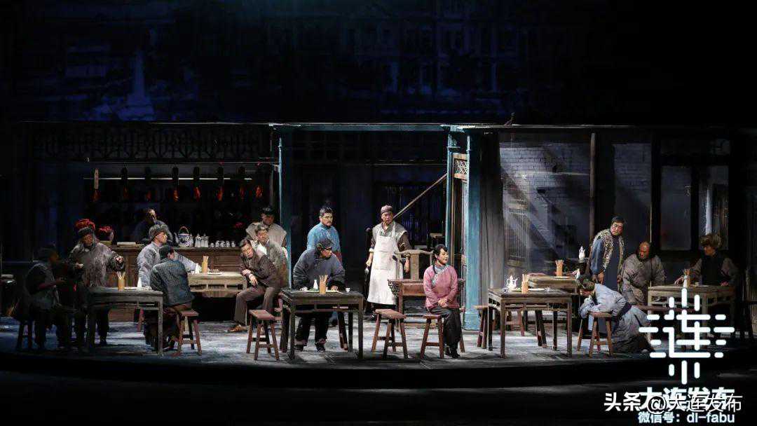 辽宁大剧院精彩上演《老酒馆》