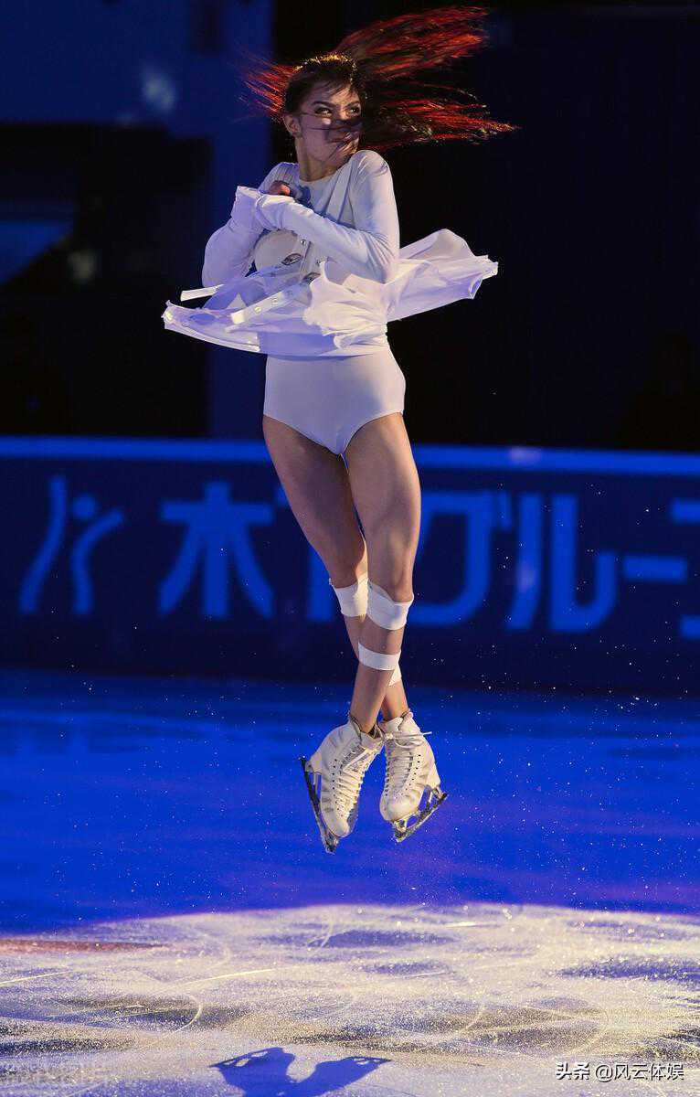 横扫冰坛的奇女子，俄罗斯冰雪公主梅德韦杰娃，献唱北京冬奥会