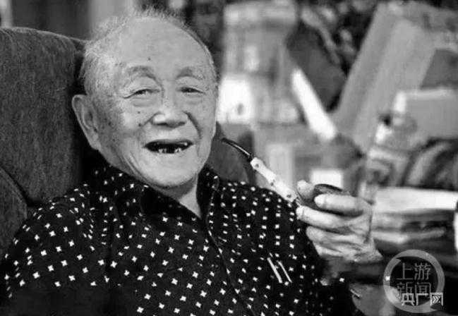 黄永玉与十二生肖邮票：猴票炒上天，兔票吵翻天